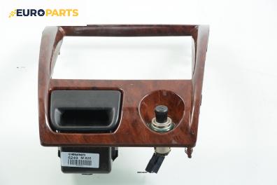 Централна конзола за Mazda 626 V Station Wagon (01.1998 - 10.2002)