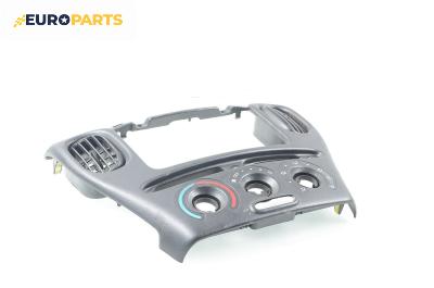 Централна конзола за Toyota Yaris Verso (08.1999 - 09.2005)
