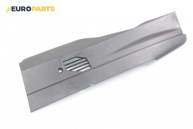 Интериорна пластмаса за Ford Mondeo III Hatchback (10.2000 - 03.2007), 4+1 вр., хечбек, позиция: дясна