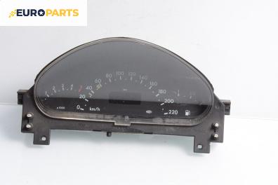 Километраж за Mercedes-Benz Vaneo Minivan (02.2002 - 07.2005) 1.7 CDI (414.700), 91 к.с.