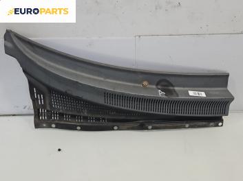 Кора под чистачки за Hyundai Getz Hatchback (08.2002 - ...)
