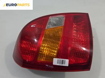 Стоп за Hyundai Elantra Sedan II (06.2000 - 07.2006), позиция: лява