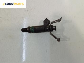 Дюза бензин за Ford Fiesta V Hatchback (11.2001 - 03.2010) 1.4 16V, 80 к.с.