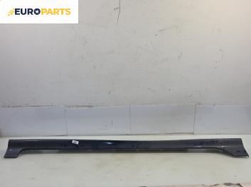 Праг за Toyota Corolla Verso I (09.2001 - 05.2004), 4+1 вр., позиция: дясна