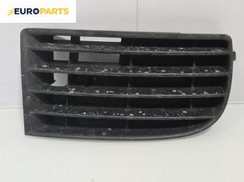 Решетка в броня за Volkswagen Golf V Hatchback (10.2003 - 02.2009), позиция: предна